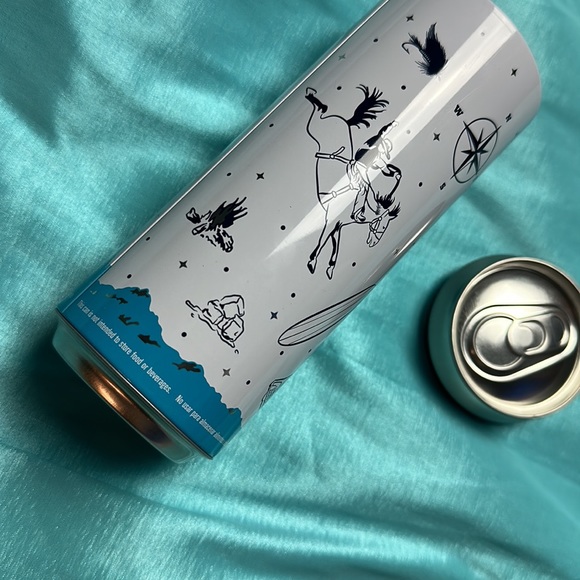 Yeti storage can. Slim. - Picture 6 of 6